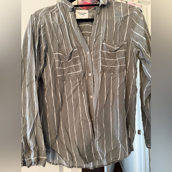 Abercrombie boyfriend button down - Picture 3 of 3
